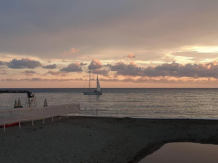Beatrice Nel Centro Di Levanto Dış mekan fotoğraf